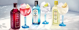 Tre forskellige bombay flasker og cocktails